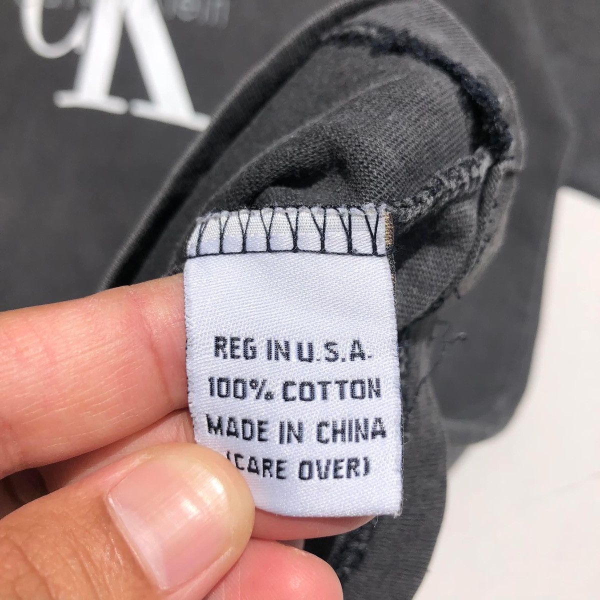 Calvin Klein 🔥Accept Binding Offer🔥 Calvin Klein Size US M / EU 48-50 / 2 - 7 Thumbnail