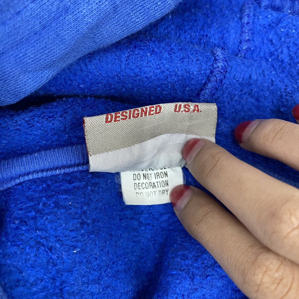 Vintage Vintage 90s CRU Centre Logo Print Blue Hoodie Size US L / EU 52-54 / 3 - 6 Thumbnail