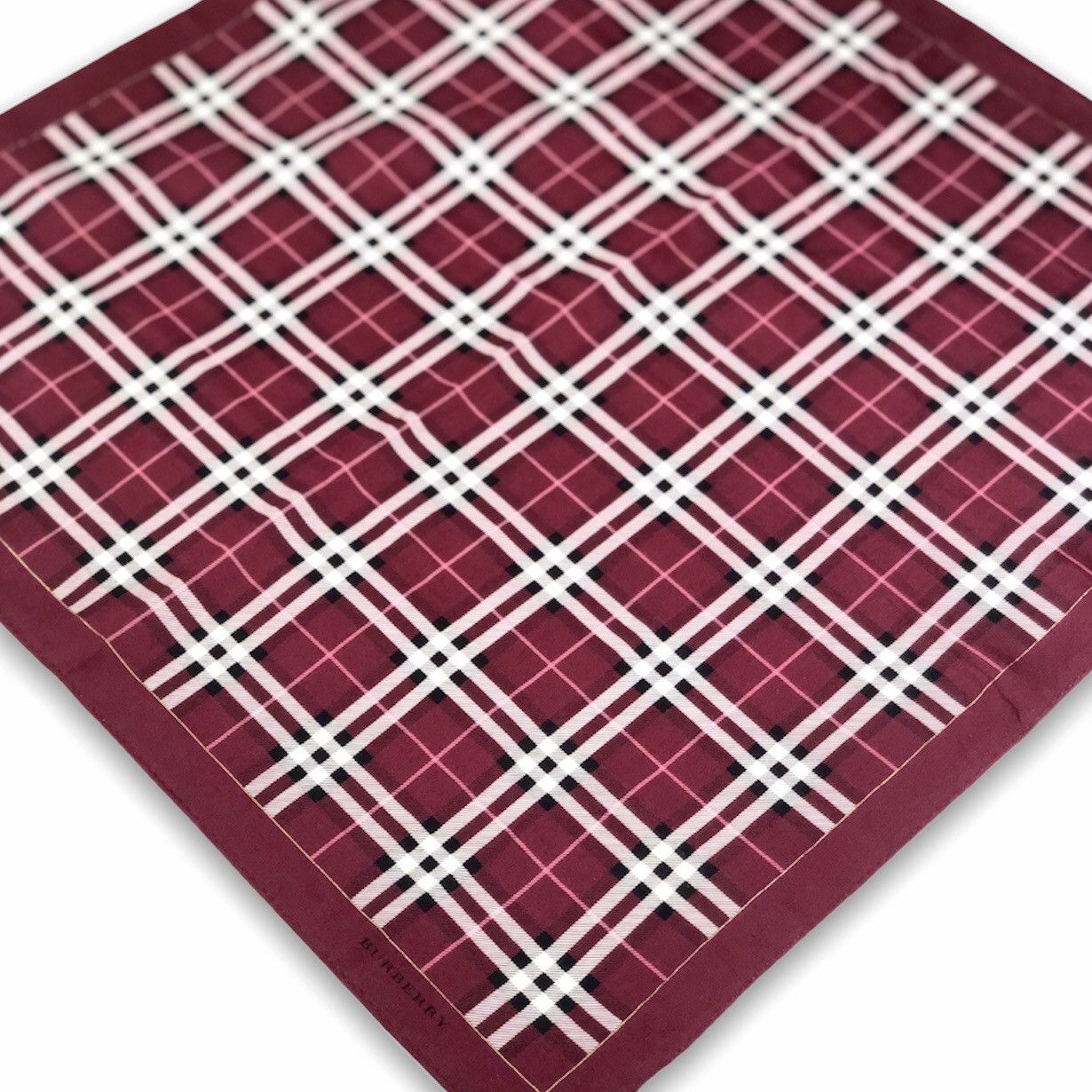 Burberry Burberry Novacheck Checkered Handkerchief Pocketsquare Size ONE SIZE - 2 Thumbnail