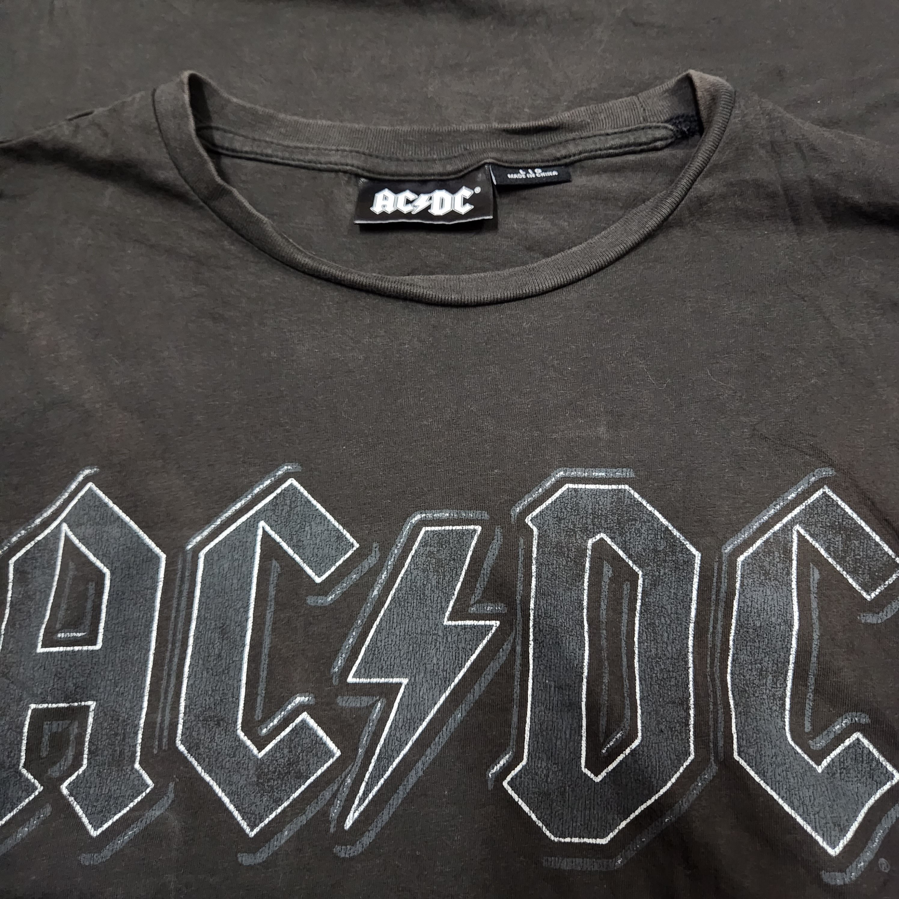 AC/DC × Band Tees Y2K 🌟 ACDC Back In Black Rock Band TShirt Size US L / EU 52-54 / 3 - 8 Thumbnail