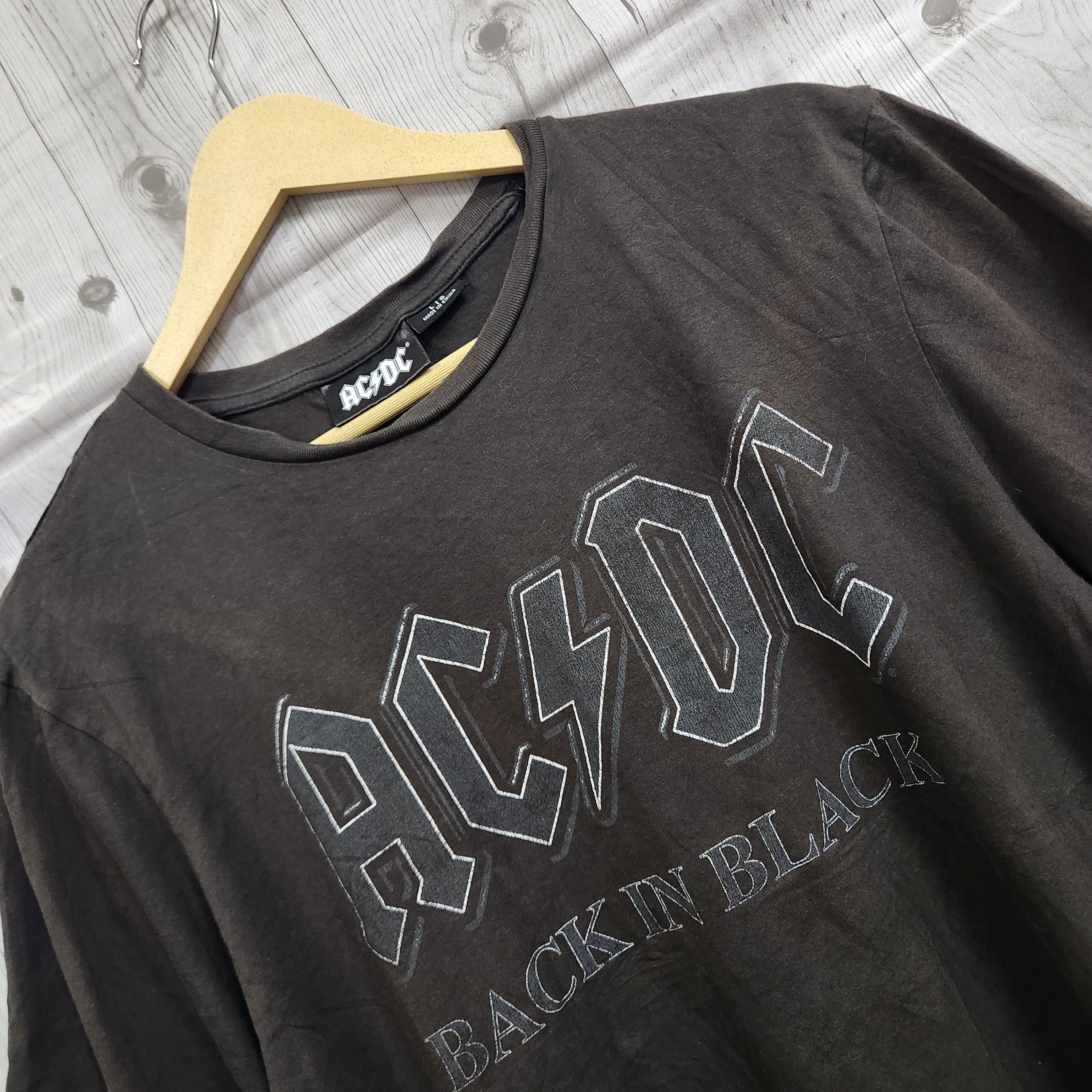 AC/DC × Band Tees Y2K 🌟 ACDC Back In Black Rock Band TShirt Size US L / EU 52-54 / 3 - 17 Thumbnail