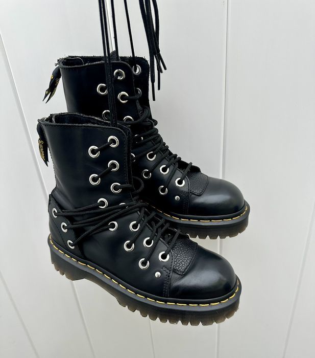 Dr martens daria on sale stone