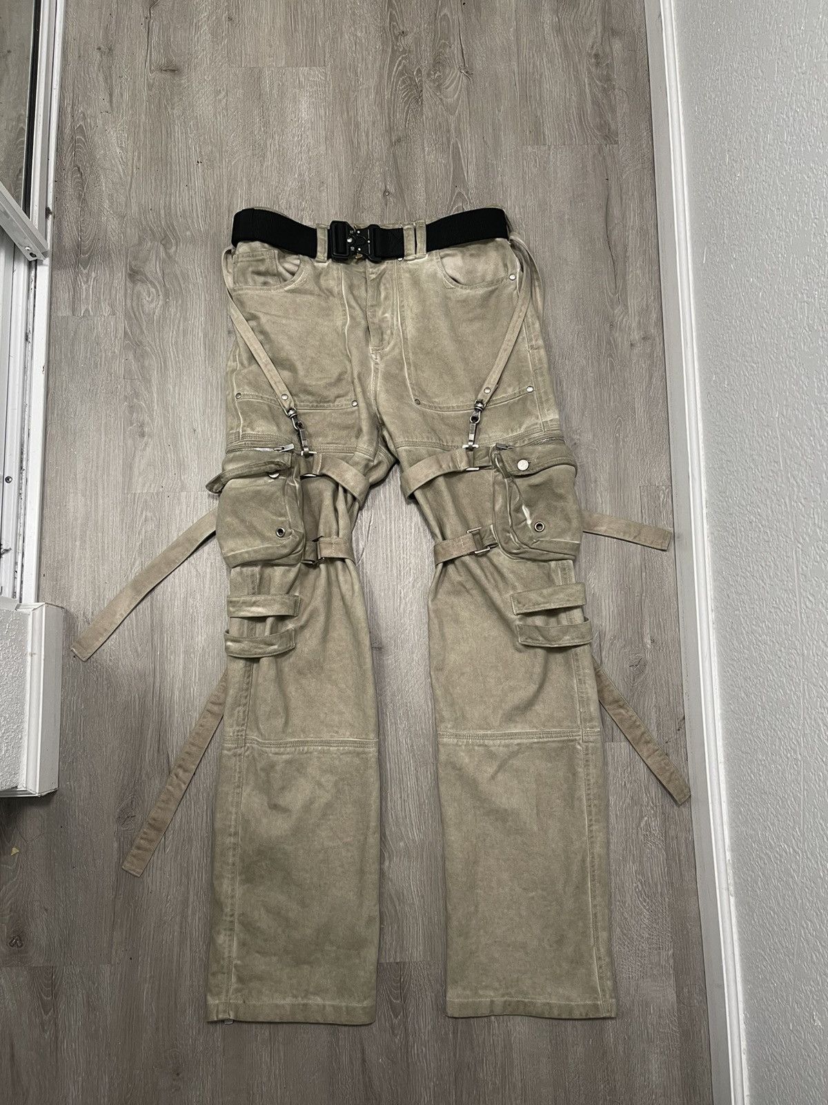 SHINE LUXURY SHINE LUXURY STUDIOS CARGO PANTS Size US 32 / EU 48 - 2 Thumbnail