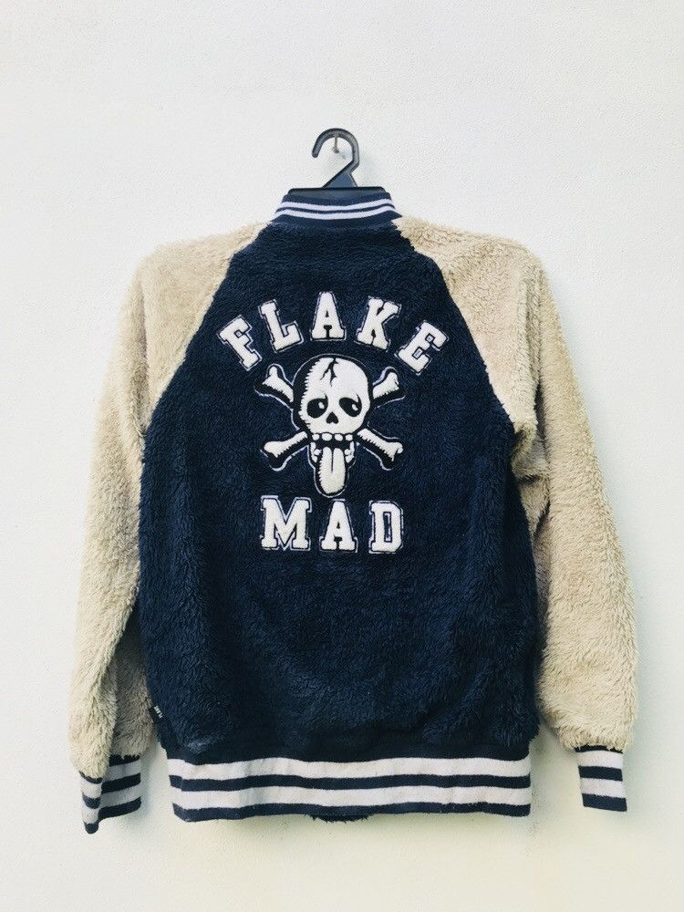 Designer × Japanese Brand Vintage Flake Mad Streetwear Fashion Varsity Fleece Jacket Size US S / EU 44-46 / 1 - 2 Thumbnail