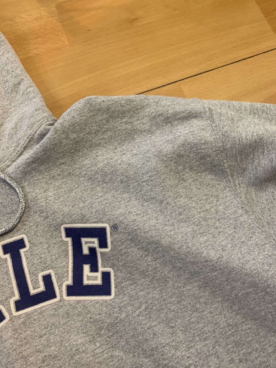 Vintage Vintage 90’s collage Hoodie Yale Size US M / EU 48-50 / 2 - 4 Thumbnail