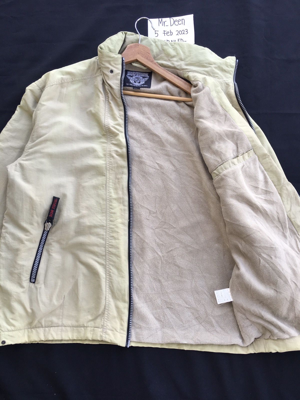 Dogtown Rare Vintage Dogtown Spellout Jacket Size US XL / EU 56 / 4 - 16 Thumbnail