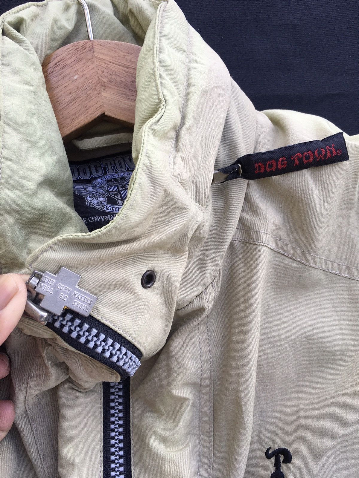 Dogtown Rare Vintage Dogtown Spellout Jacket Size US XL / EU 56 / 4 - 19 Thumbnail