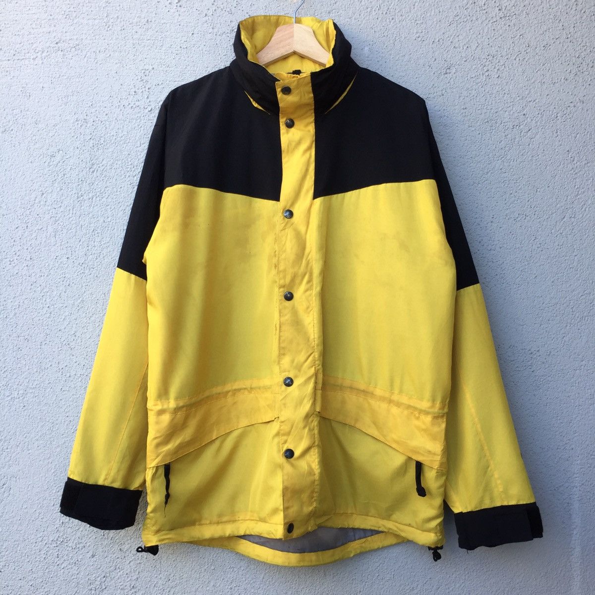 The North Face Vintage The North Face Windbreaker Jacket Size US XL / EU 56 / 4 - 1 Thumbnail