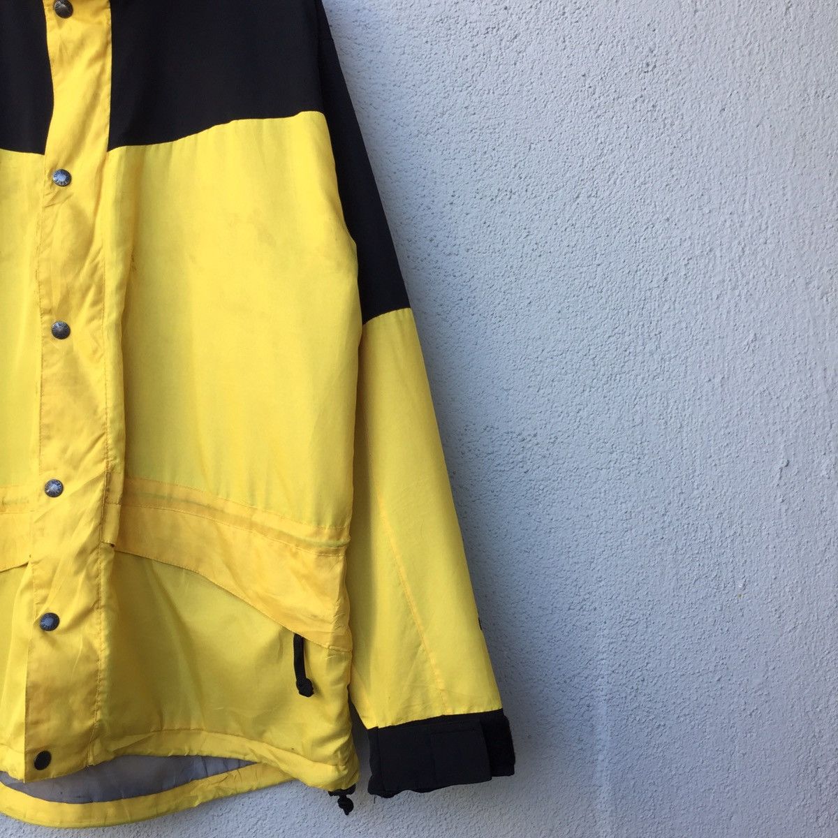 The North Face Vintage The North Face Windbreaker Jacket Size US XL / EU 56 / 4 - 5 Thumbnail