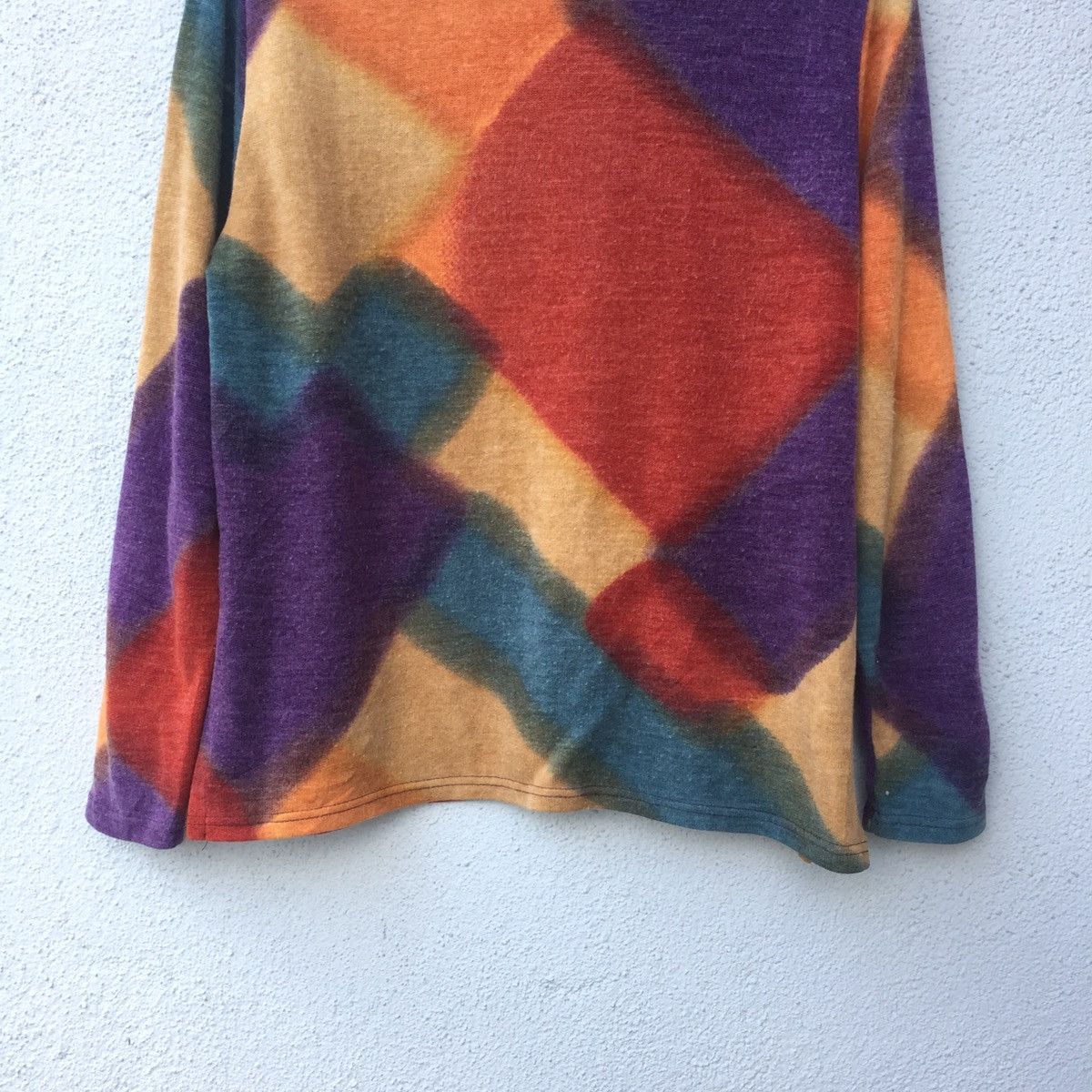 Japanese Brand Vintage Messe World Colourful Long Sleeve T-shirt Size US M / EU 48-50 / 2 - 3 Thumbnail