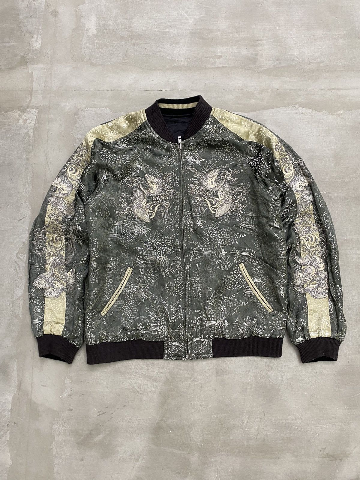 Japanese Brand Vintage REVERSIBLE SUKAJAN Koi Fish Embroidered Jacket Size US L / EU 52-54 / 3 - 5 Thumbnail