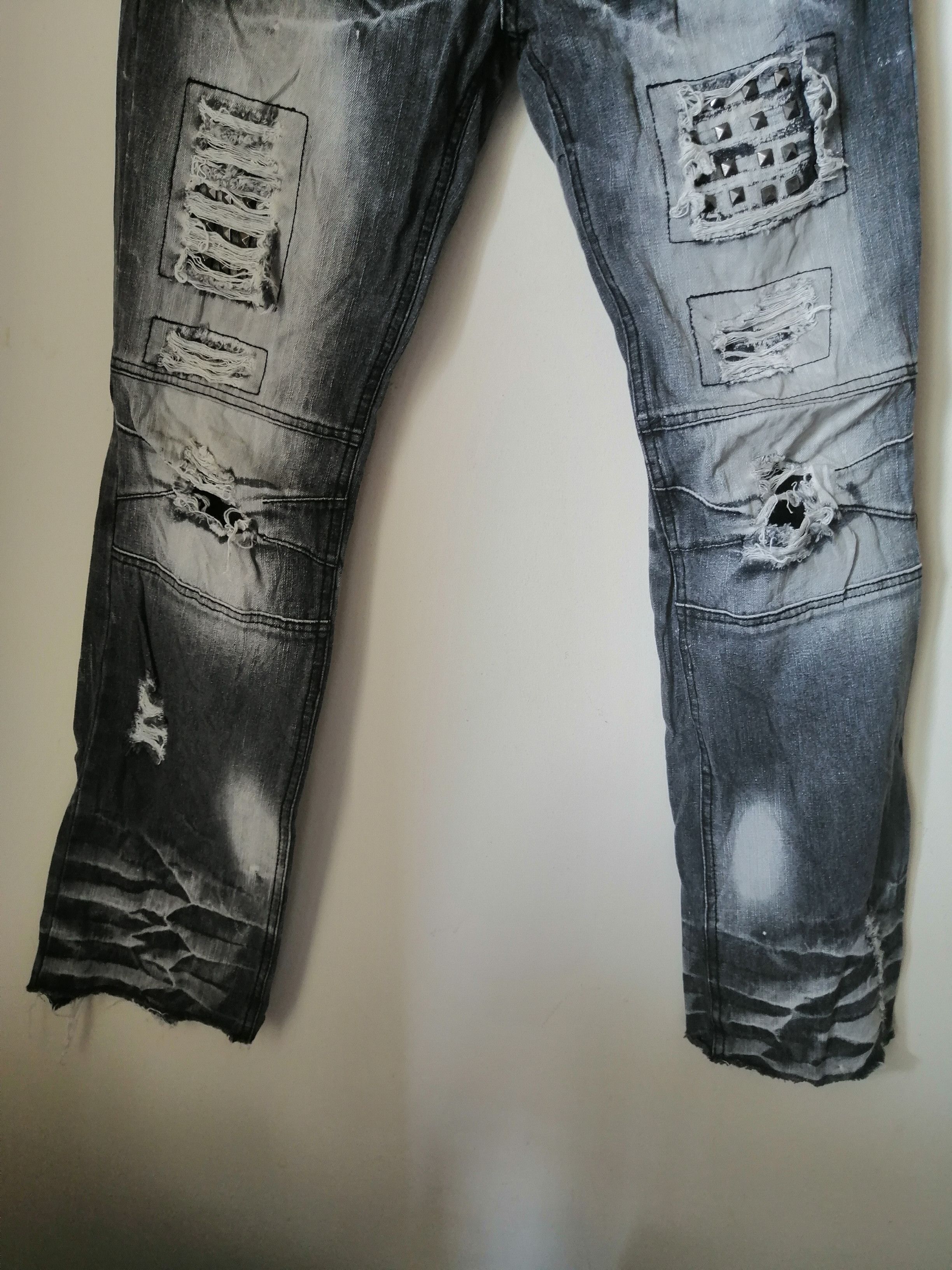 Japanese Brand LOWBOX Distressed denim Size US 31 - 11 Thumbnail