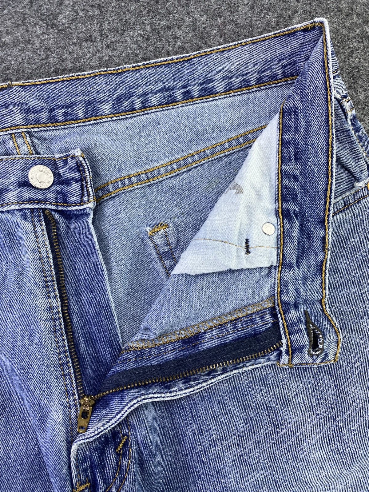 Levi's VINTAGE LEVI'S 550 Blue Wash Jeans - J610 Size US 36 / EU 52 - 3 Thumbnail
