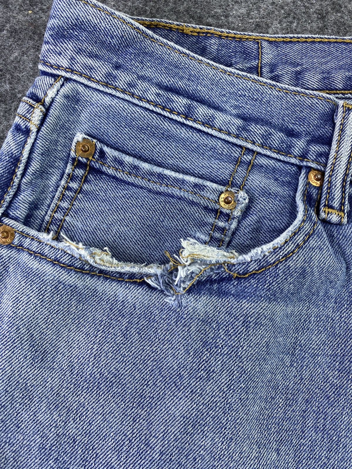 Levi's VINTAGE LEVI'S 550 Blue Wash Jeans - J610 Size US 36 / EU 52 - 6 Thumbnail
