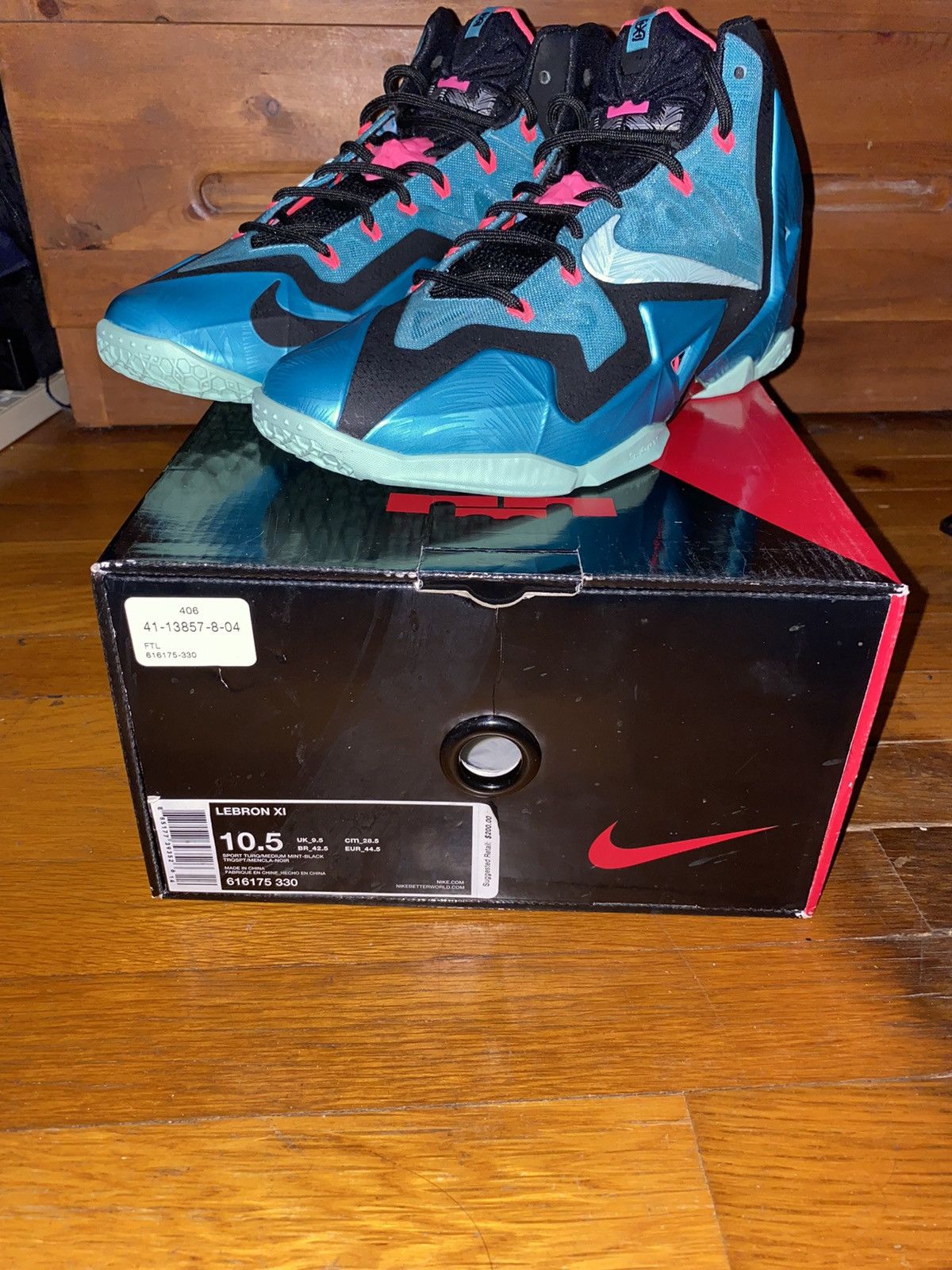 Nike LeBron 11 South Beach Size US 10.5 / EU 43-44 - 7 Thumbnail