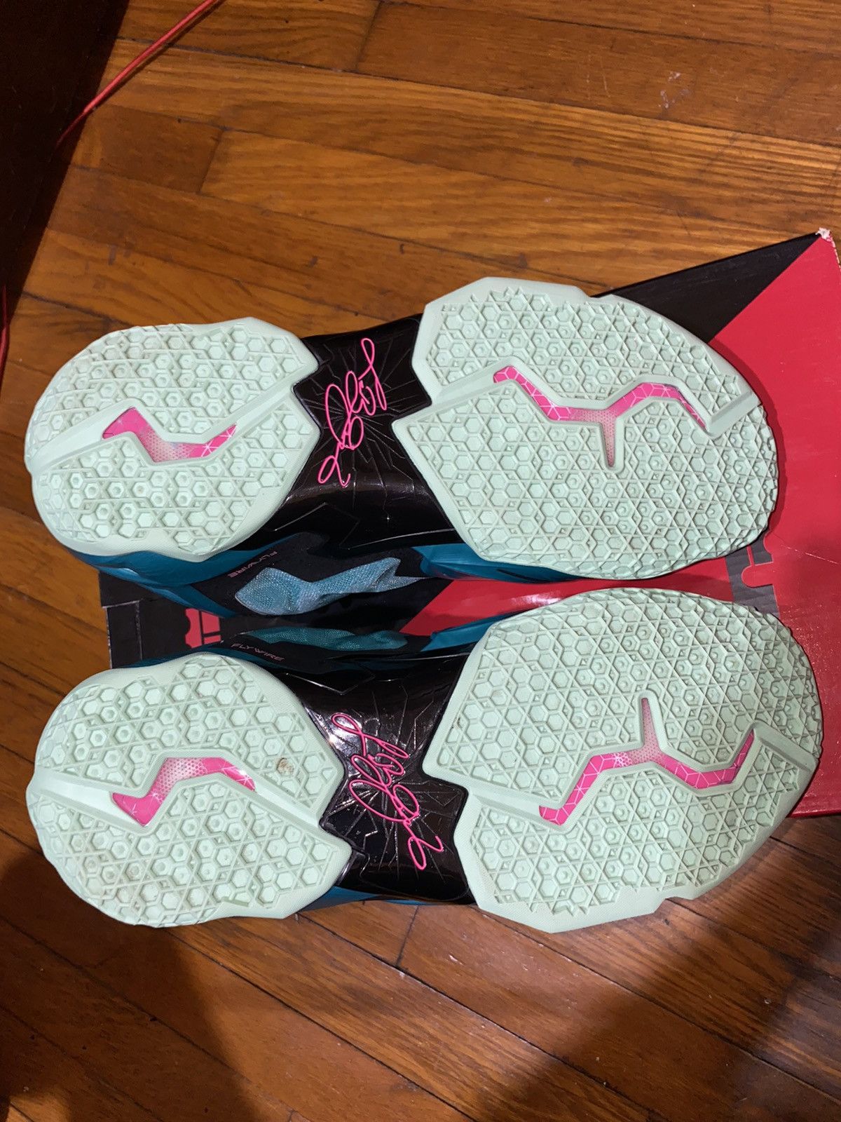 Nike LeBron 11 South Beach Size US 10.5 / EU 43-44 - 5 Thumbnail