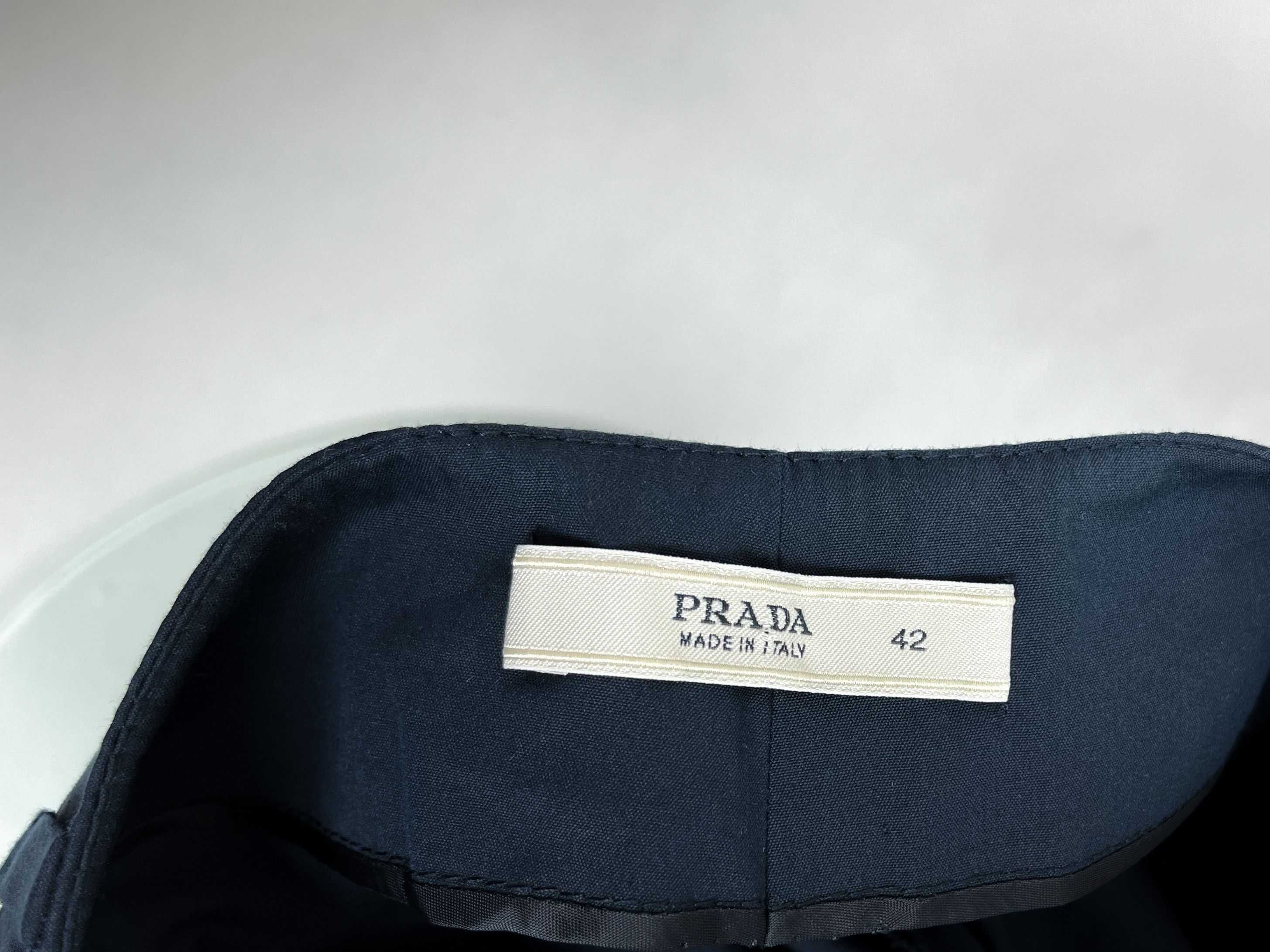 Prada Prada navy trousers pants Size 28" / US 6 / IT 42 - 5 Thumbnail