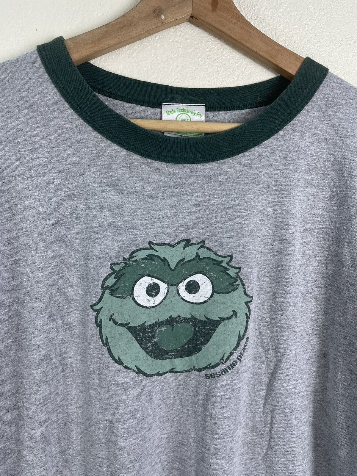 Vintage Vtg 2004 Sesame Place Oscar The Grouch | Sesame Street Size US L / EU 52-54 / 3 - 5 Thumbnail