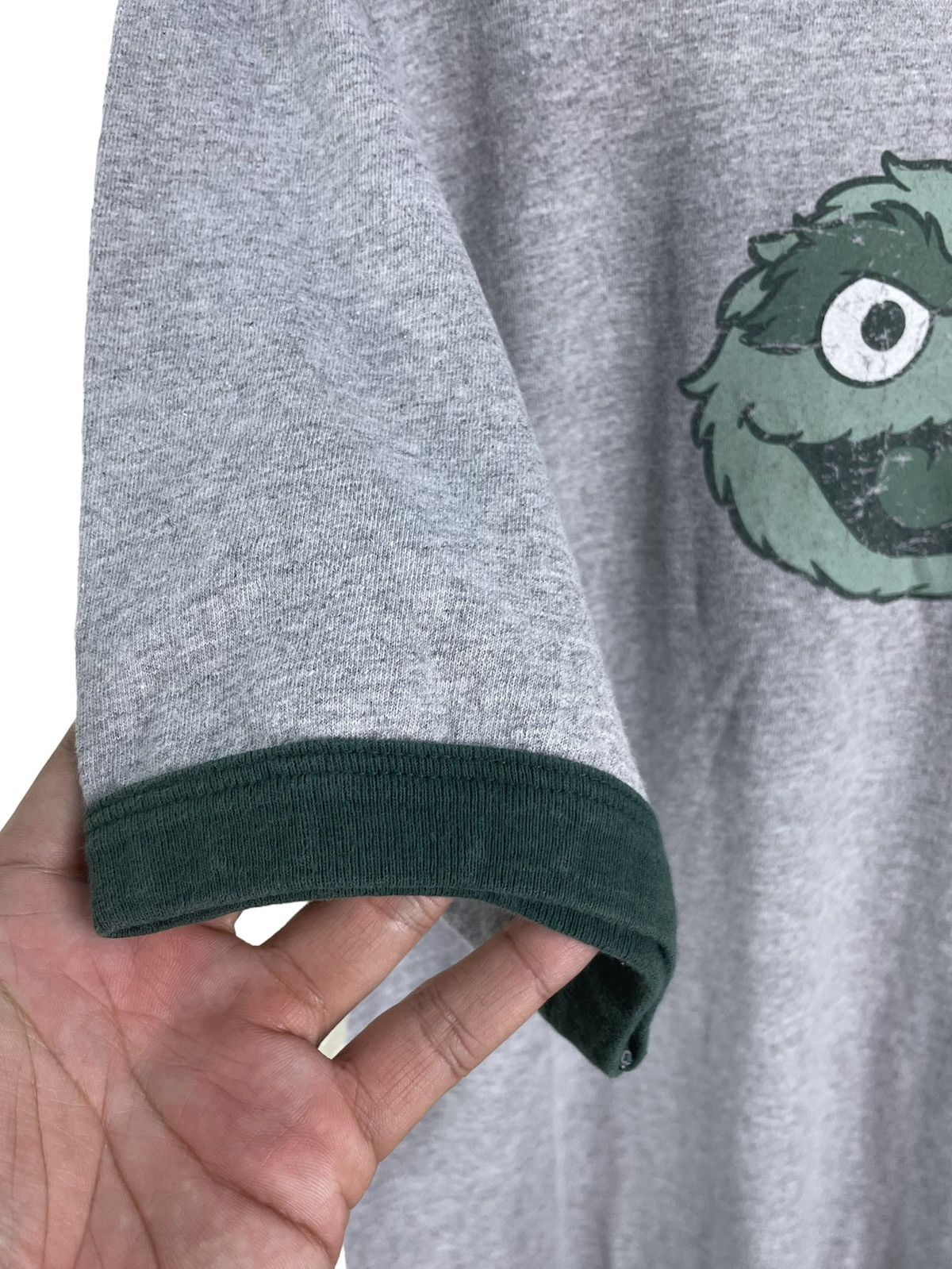 Vintage Vtg 2004 Sesame Place Oscar The Grouch | Sesame Street Size US L / EU 52-54 / 3 - 7 Thumbnail