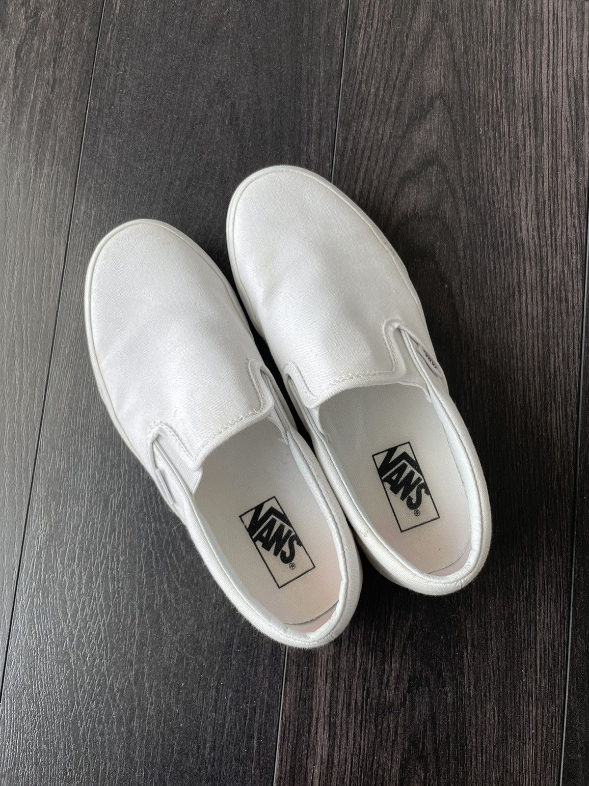 Vans Vans Classic Slip On Size US 7 / EU 40 - 3 Thumbnail