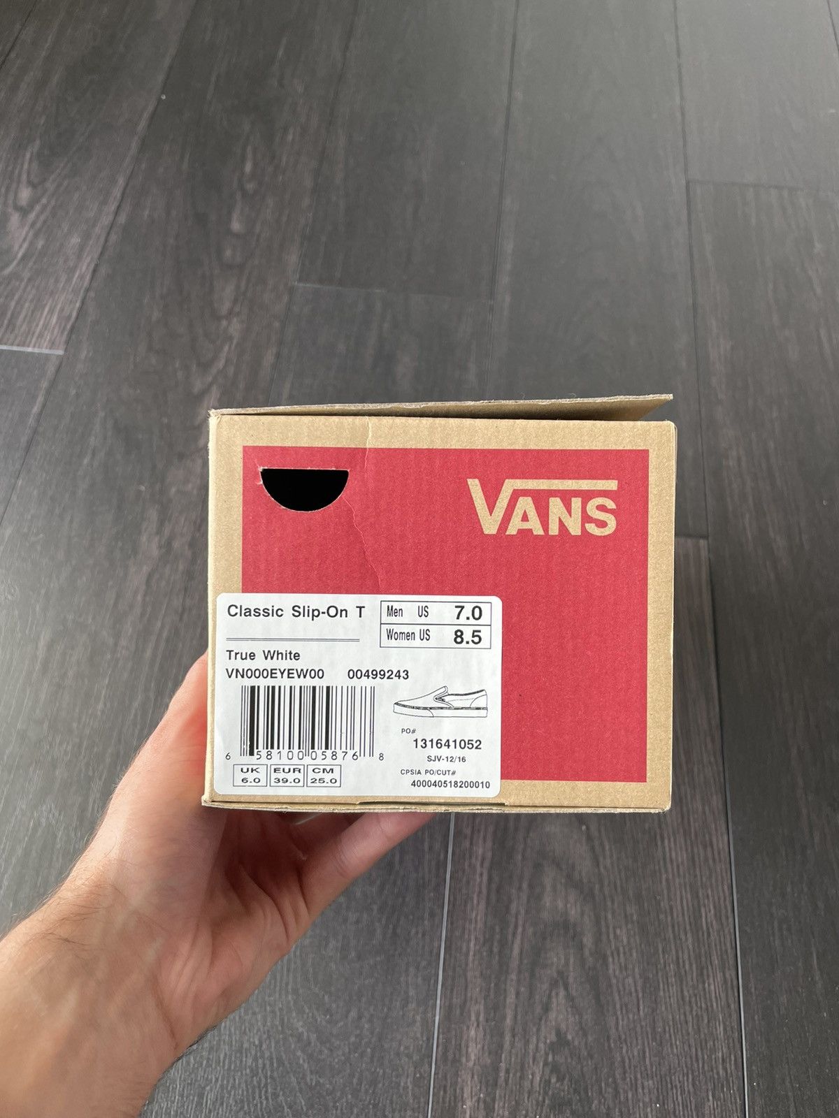 Vans Vans Classic Slip On Size US 7 / EU 40 - 9 Thumbnail