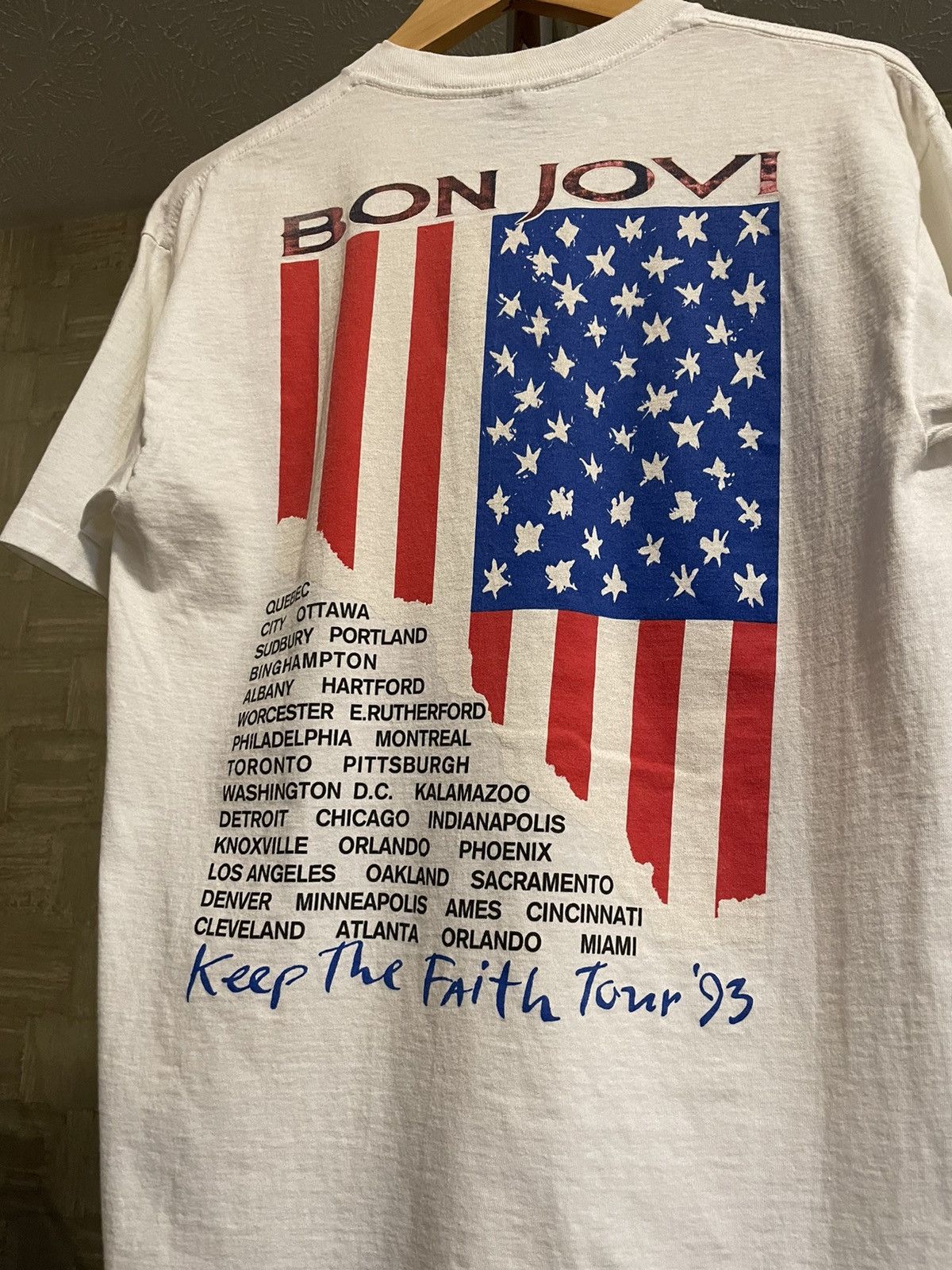 Band Tees × Vintage Vintage Bon Jovi T-Shirt Size US L / EU 52-54 / 3 - 4 Thumbnail