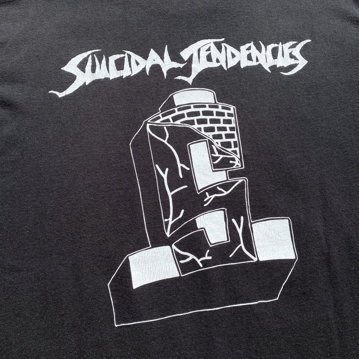 Band Tees Vintage Suicidal Tendencies Sun Faded T Shirt Size US M / EU 48-50 / 2 - 7 Thumbnail