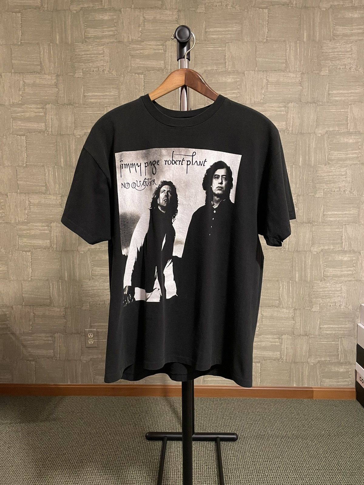 Band Tees × Vintage Vintage Jimmy Page Robert Plant T-Shirt Size US XL / EU 56 / 4 - 1 Thumbnail