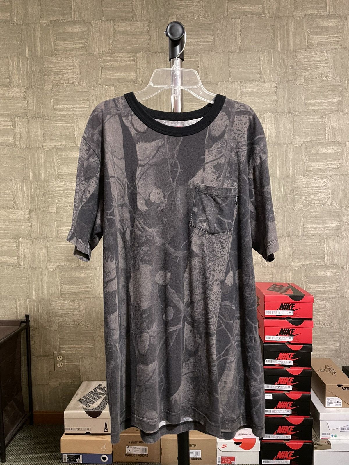 Supreme Supreme Aspen Camo Pocket Tee Shirt Size US L / EU 52-54 / 3 - 1 Thumbnail