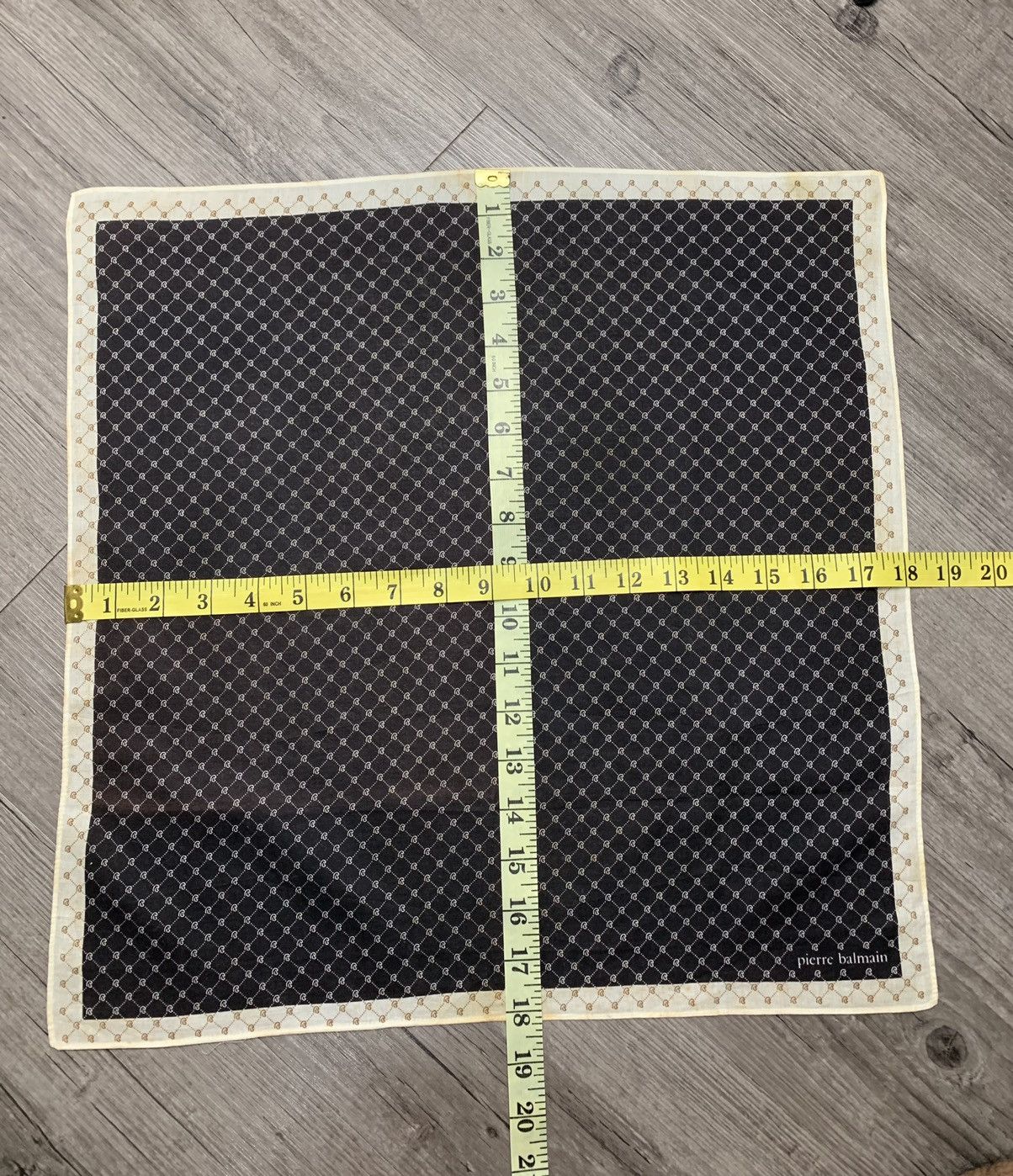 Pierre Balmain Pierre Balmain Handkerchief Pocketsquares Neckerchief Size ONE SIZE - 6 Thumbnail