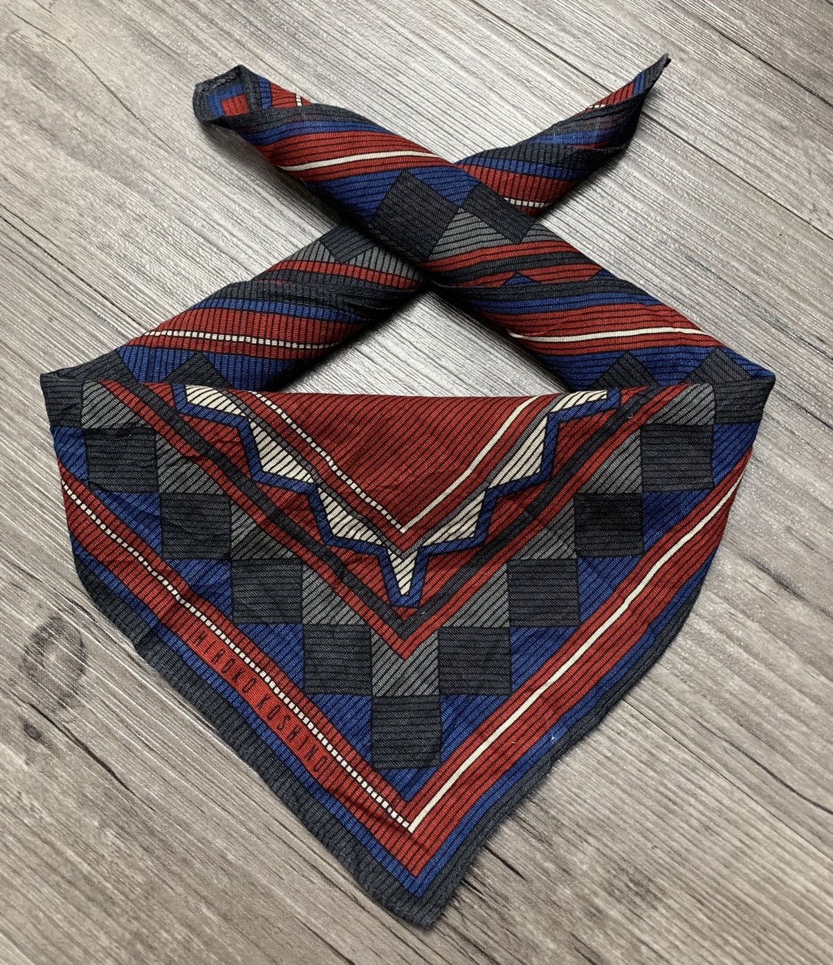 Hiroko Koshino Homme Hiroko Koshino Handkerchief Neckerchief Pocketsquares Size ONE SIZE - 1 Thumbnail