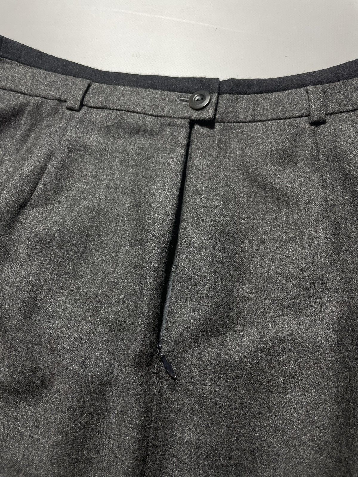 Escada × Vintage Vintage Escada Wool Skirt Size 27" / US 4 / IT 40 - 5 Thumbnail