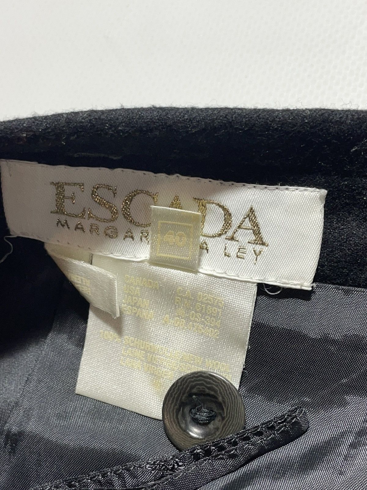 Escada × Vintage Vintage Escada Wool Skirt Size 27" / US 4 / IT 40 - 7 Thumbnail
