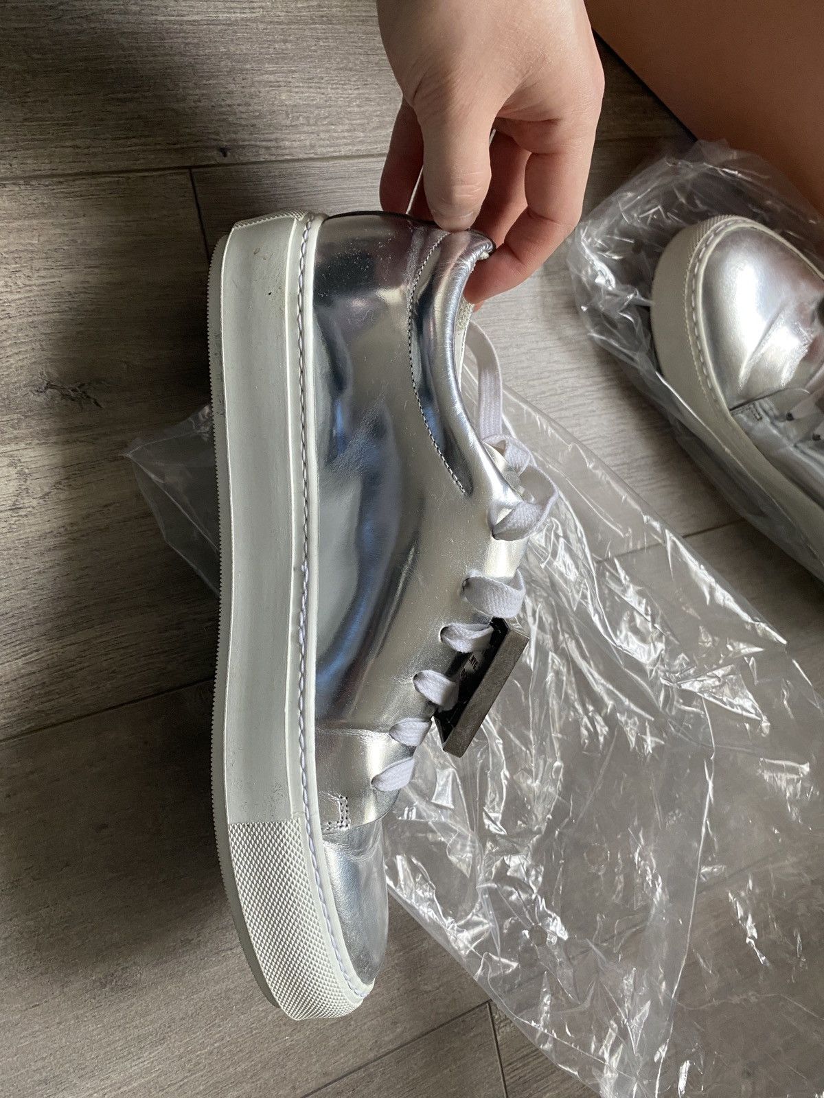 Acne Studios Acne Silver Low top sneakers Adrian Metal Size US 8.5 / EU 41-42 - 4 Thumbnail