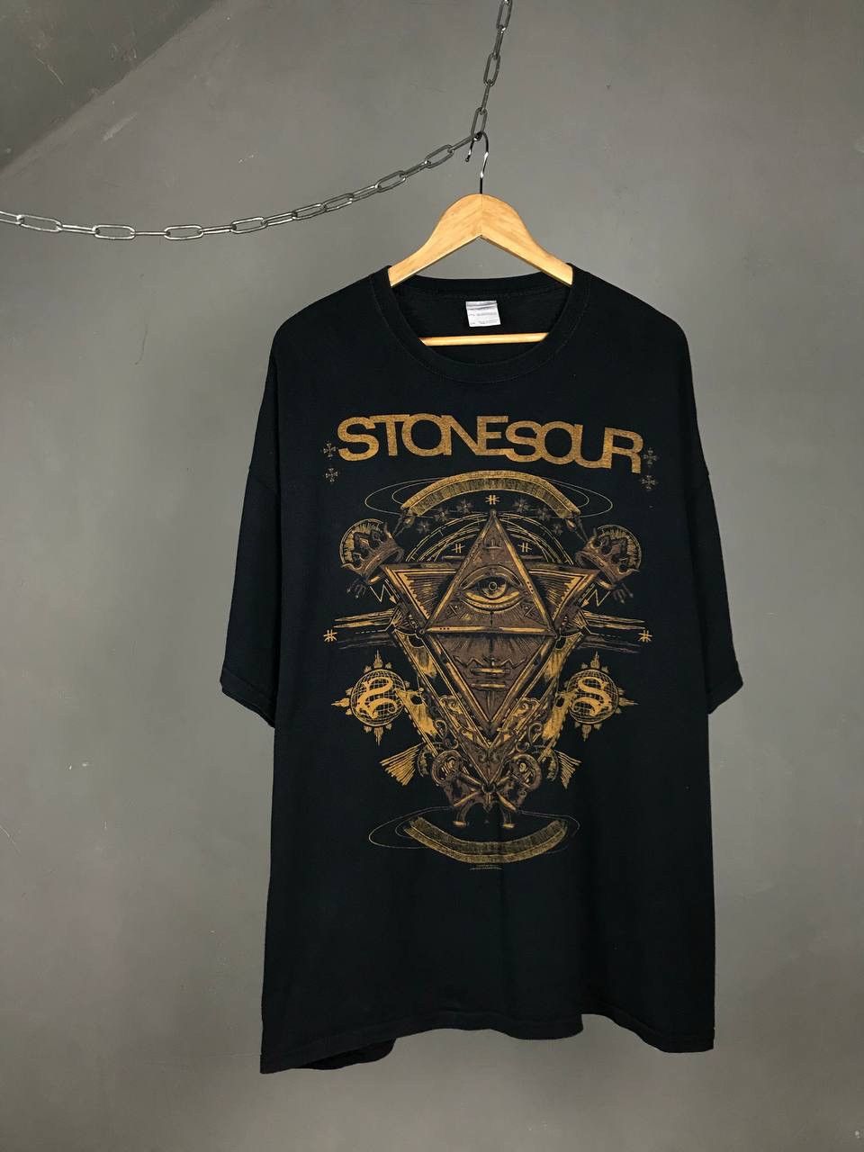 Band Tees × Vintage Stone Sour Pyramid 2010 vintage rock band tee Size US XXL / EU 58 / 5 - 1 Thumbnail