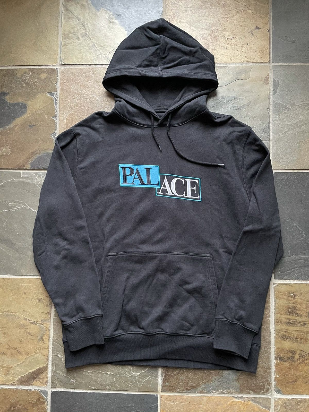 Palace Palace Lovely Logo Hoodie Sweatshirt Size US XL / EU 56 / 4 - 3 Thumbnail