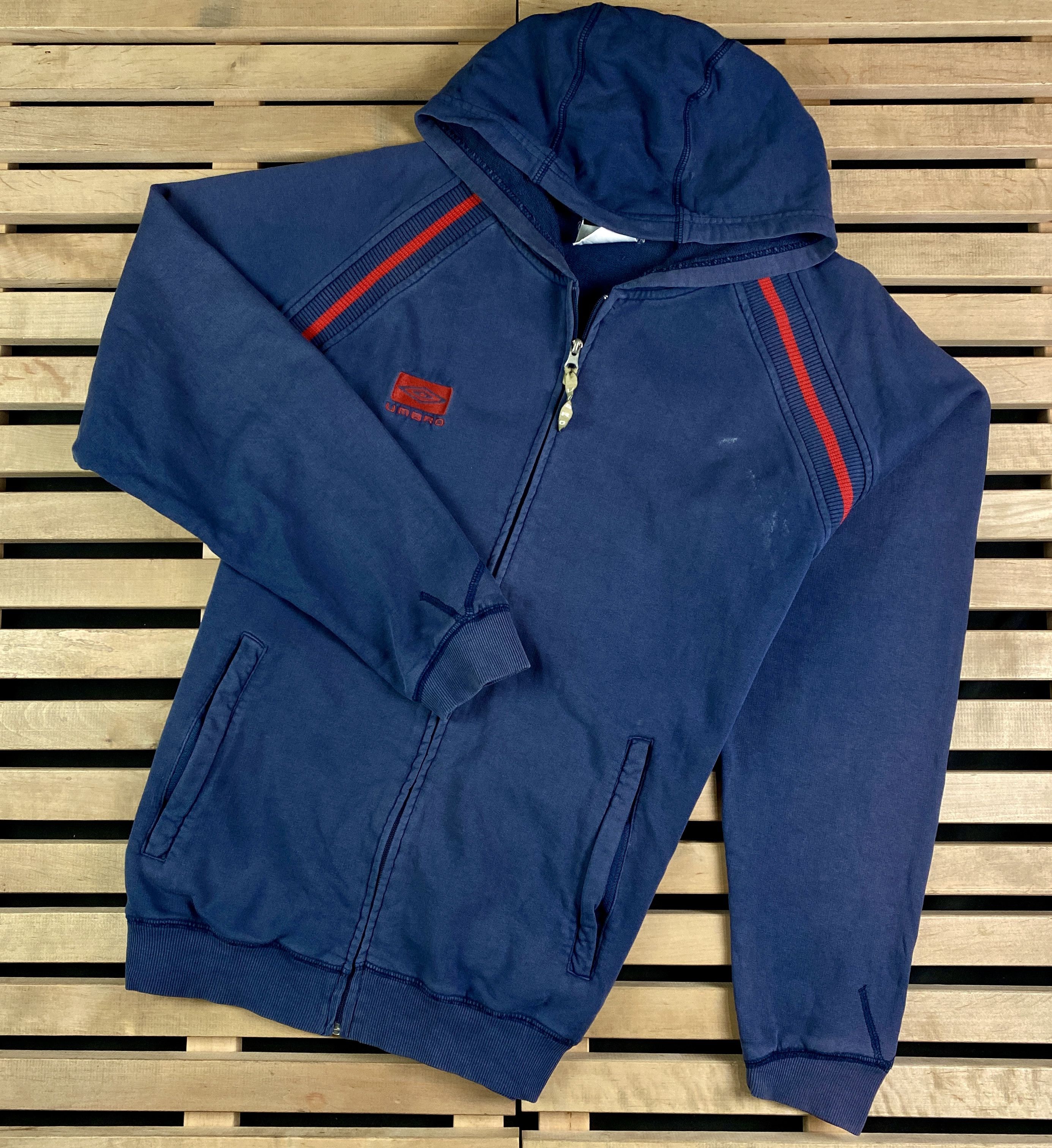 Umbro × Vintage Mens Umbro Vintage Zip Hoodie Size L Size US L / EU 52-54 / 3 - 1 Thumbnail