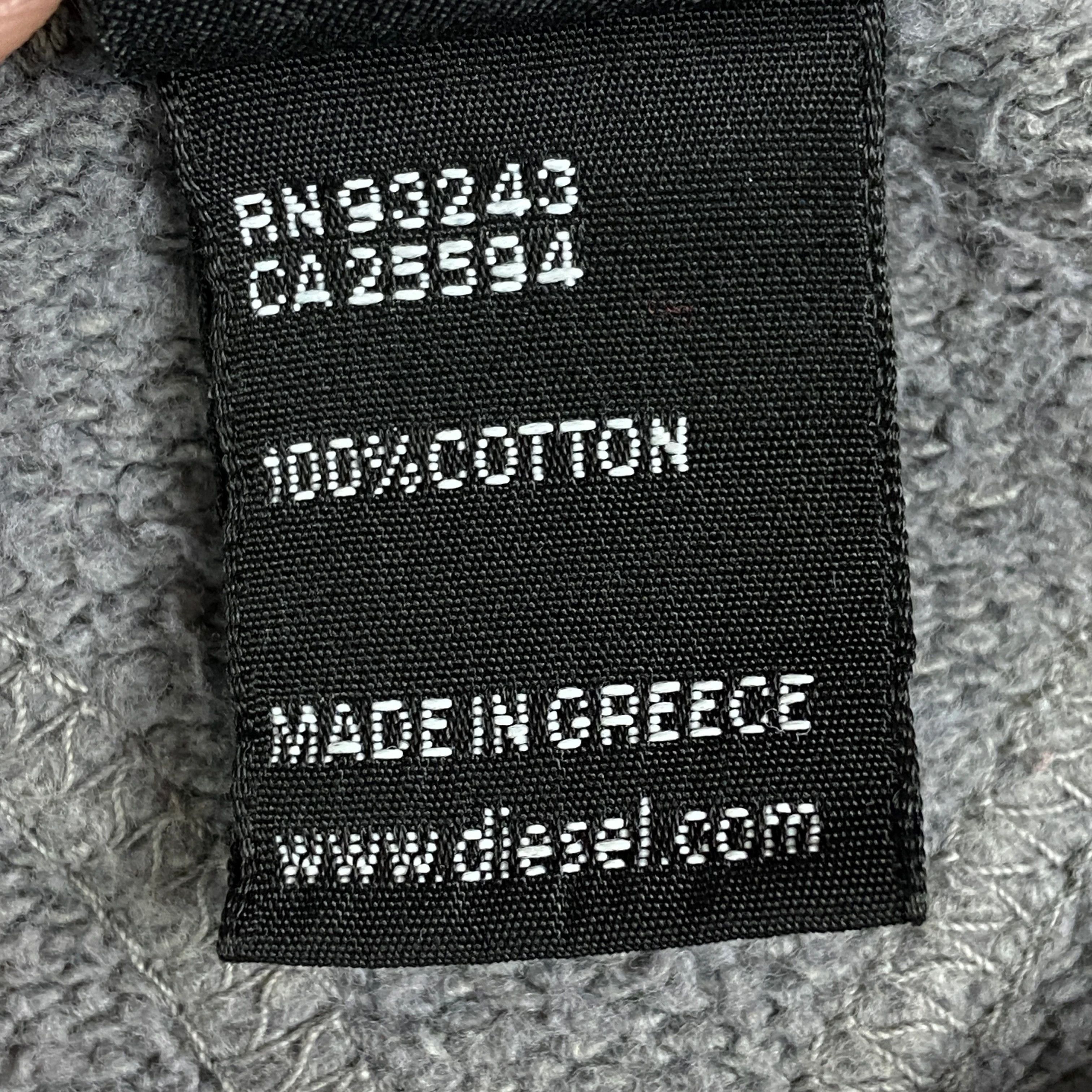 Diesel × Vintage Mens Sweatshirt Diesel Vintage Big Print Size L Size US L / EU 52-54 / 3 - 5 Thumbnail