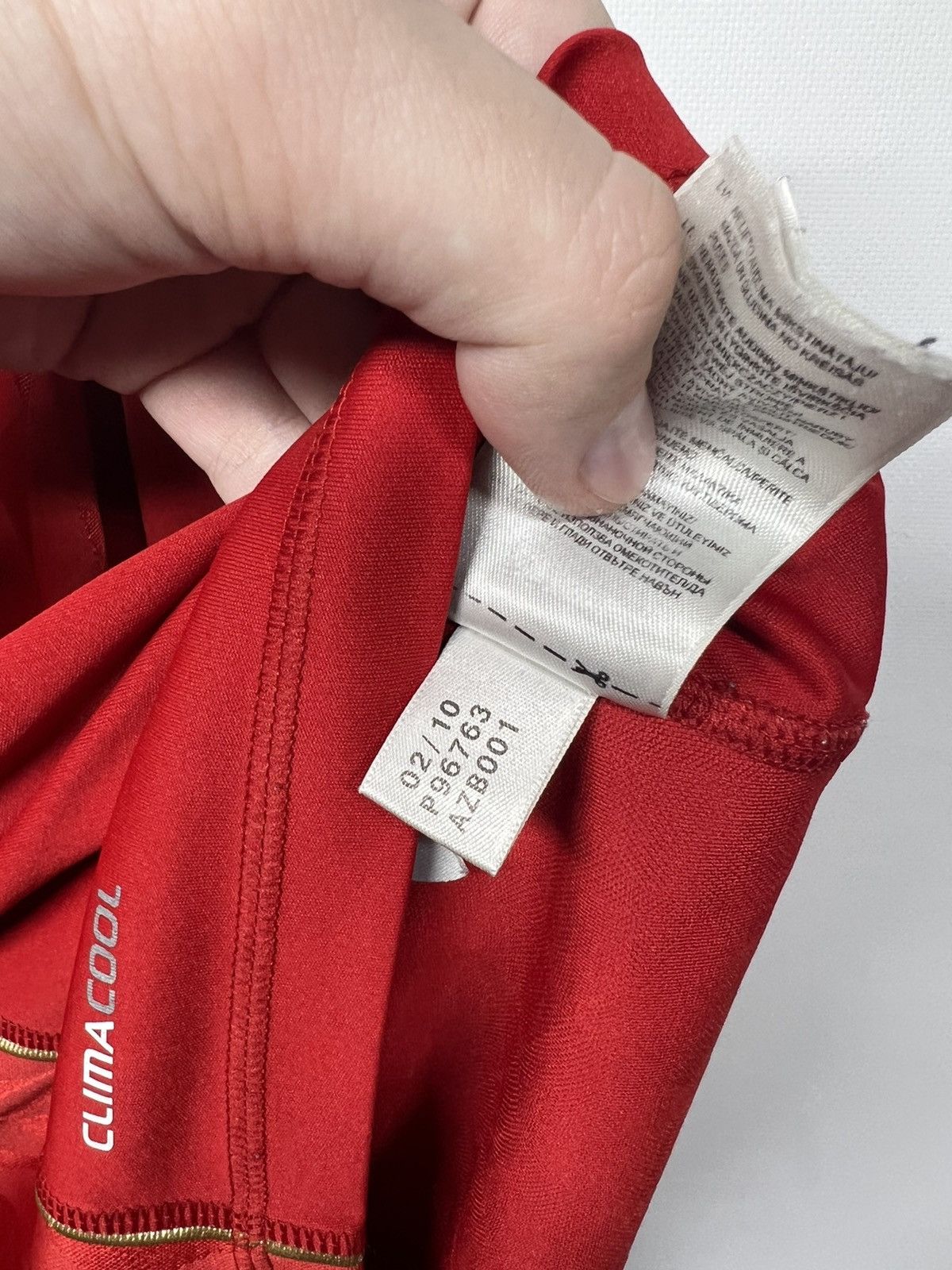 Adidas 2010-2012 Adidas Liverpool Daddy 1 Home Jersey T-Shirt Size US L / EU 52-54 / 3 - 15 Thumbnail