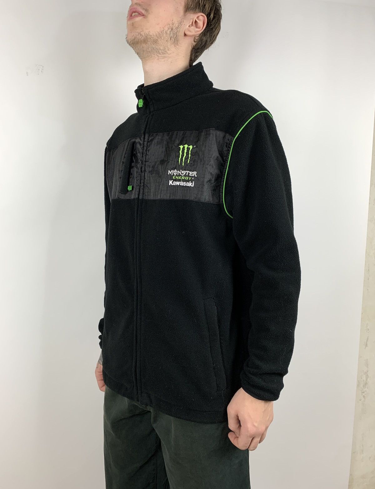 Vintage Vintage Kawasaki Monster Energy Fleece Jacket Size US L / EU 52-54 / 3 - 3 Thumbnail