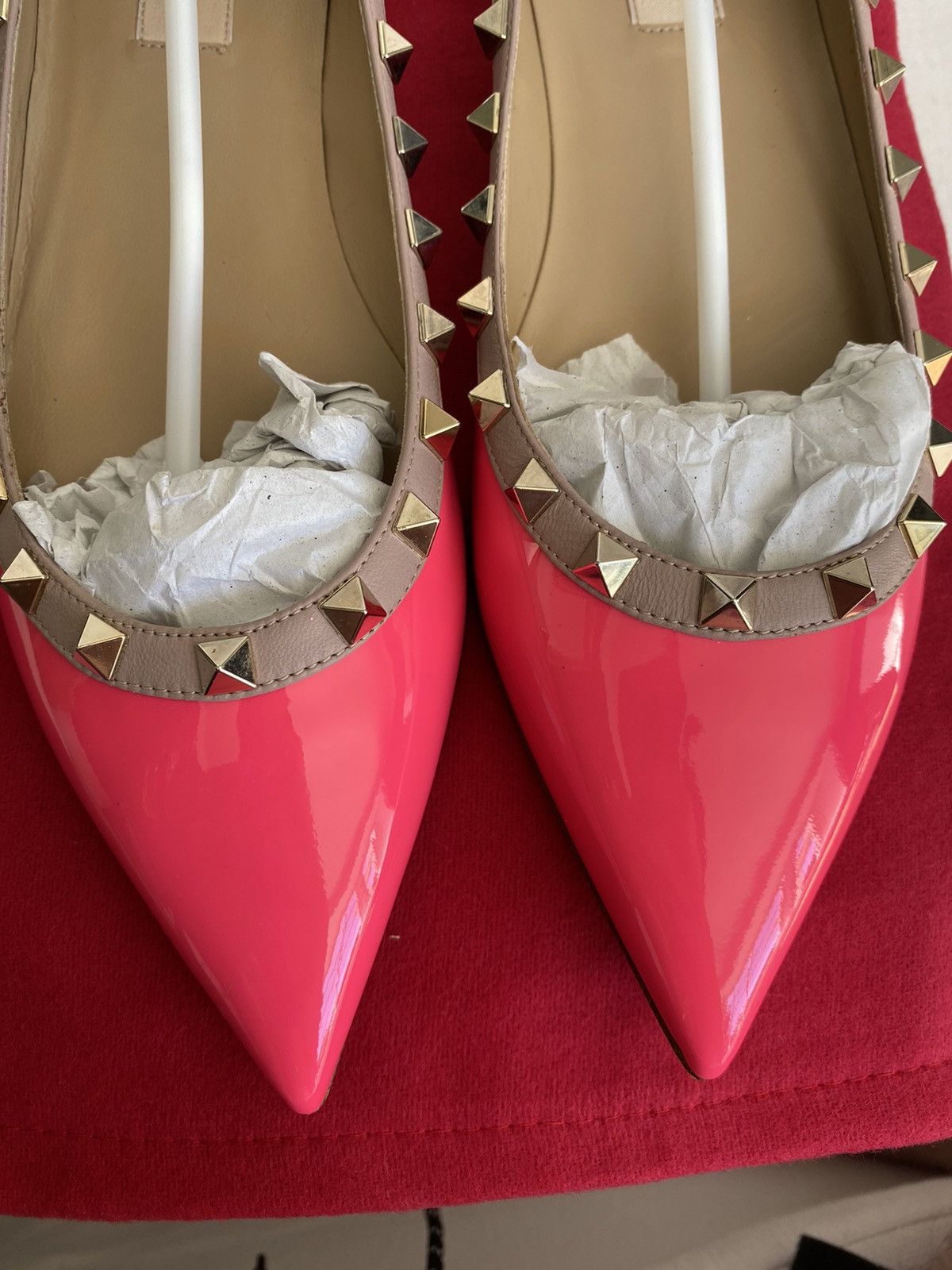 Valentino Valentino Pink Patent Leather Rockstud Pointed Toe Flats Size US 8.5 / IT 38.5 - 18 Thumbnail