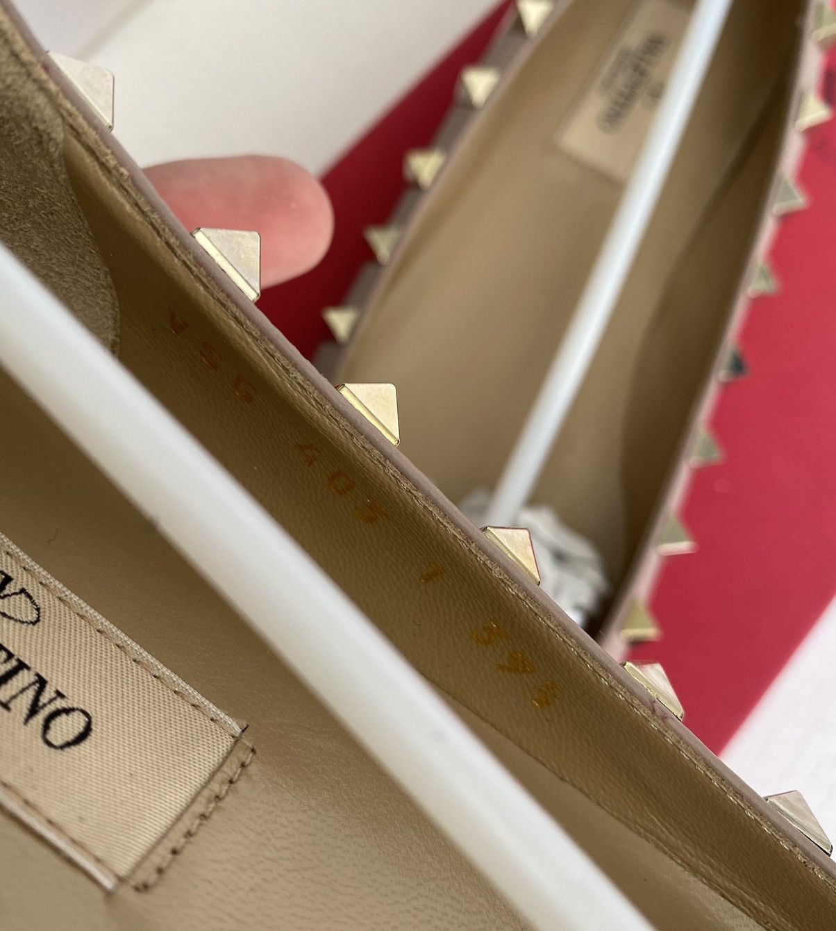 Valentino Valentino Pink Patent Leather Rockstud Pointed Toe Flats Size US 8.5 / IT 38.5 - 14 Thumbnail