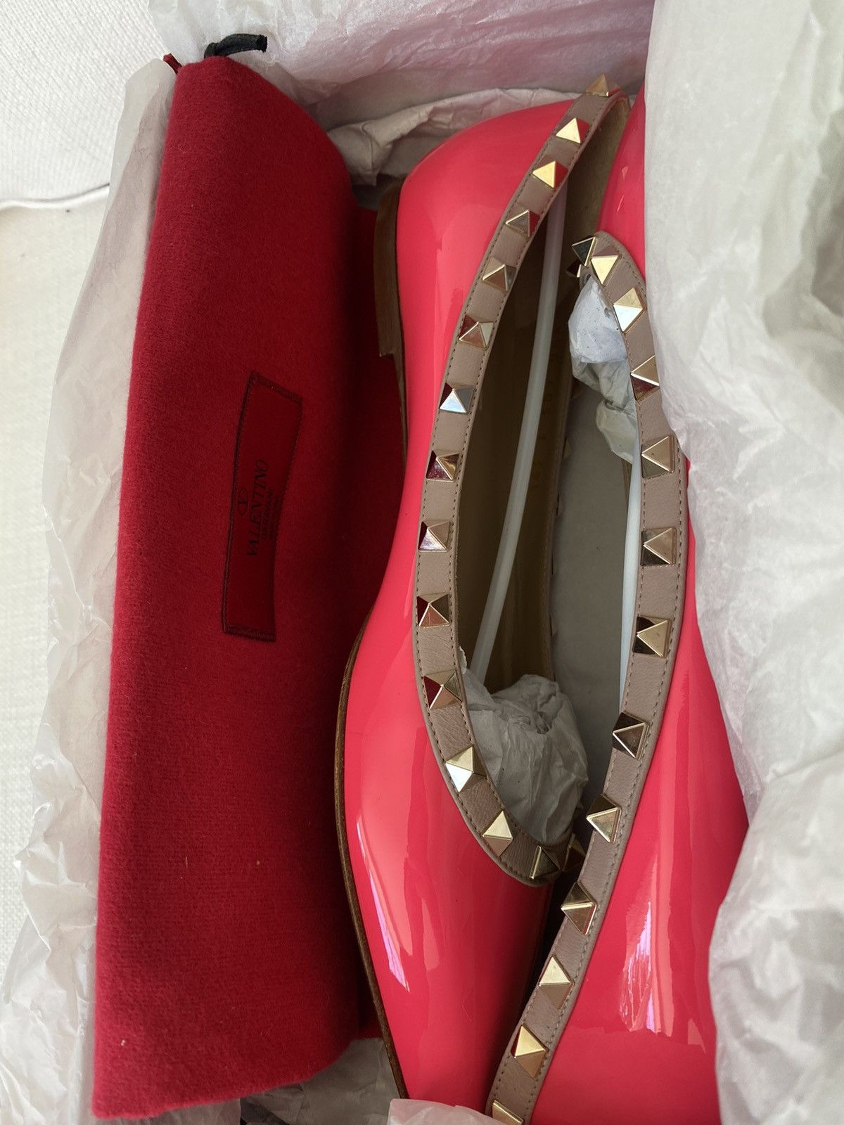 Valentino Valentino Pink Patent Leather Rockstud Pointed Toe Flats Size US 8.5 / IT 38.5 - 17 Thumbnail