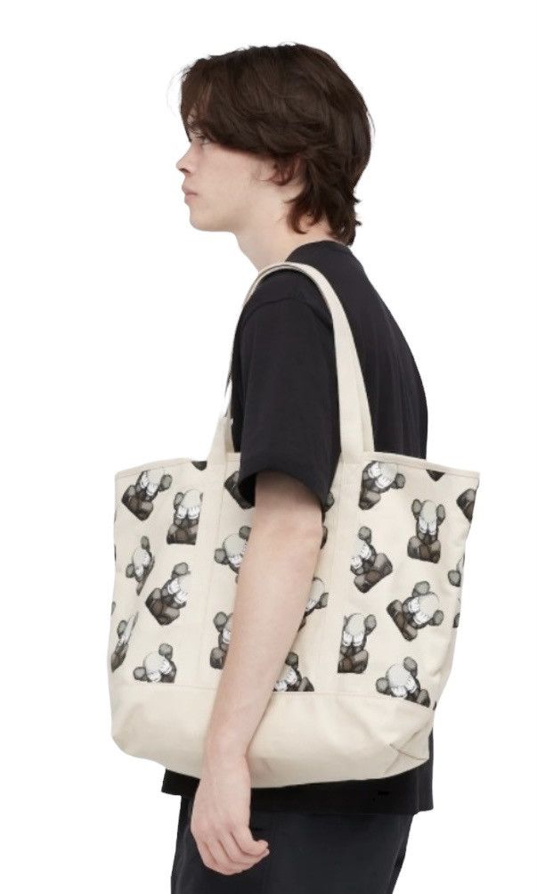 KAWS Tokyo top First Uniqlo Tote Bag