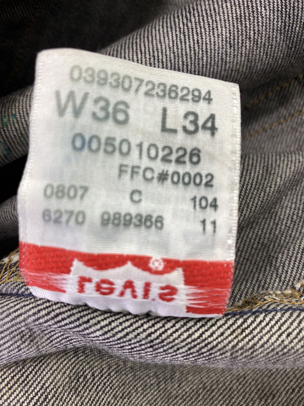 Levi's VINTAGE LEVI'S 501xx RUSTY JEANS - J621 Size US 35 - 7 Thumbnail