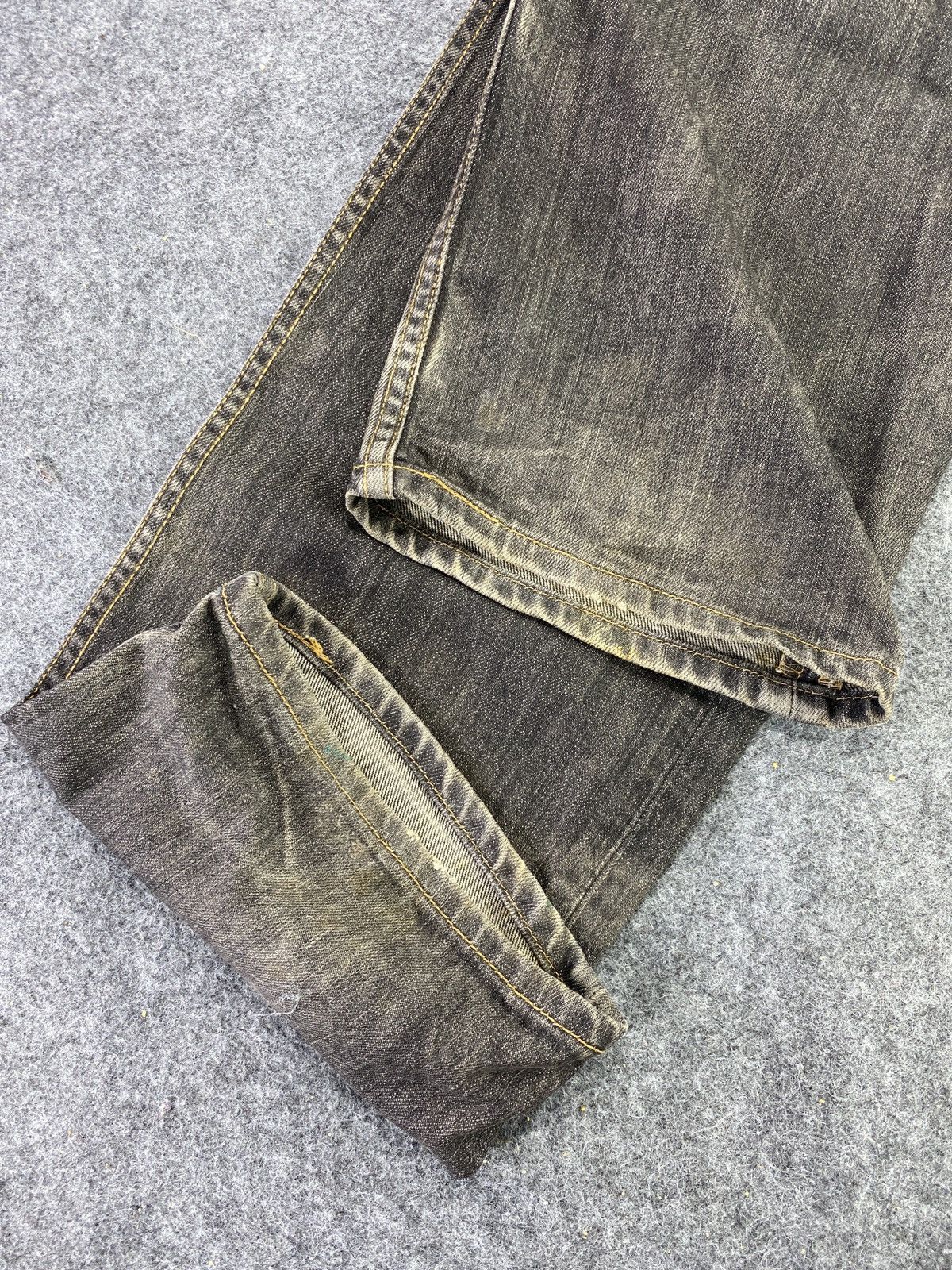 Levi's VINTAGE LEVI'S 501xx RUSTY JEANS - J621 Size US 35 - 9 Thumbnail