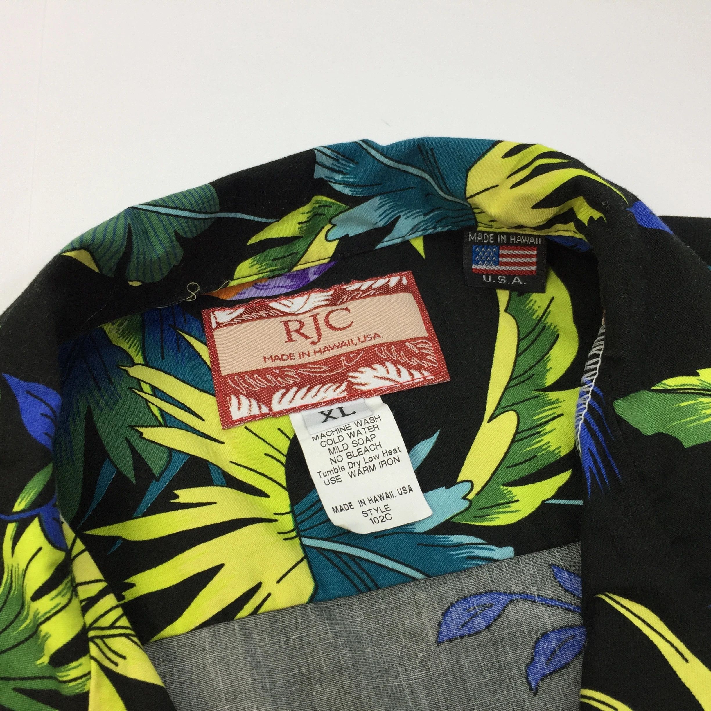 Designer Vintage RJC Hawaiian Shirt Parrot Print Size US XL / EU 56 / 4 - 6 Thumbnail