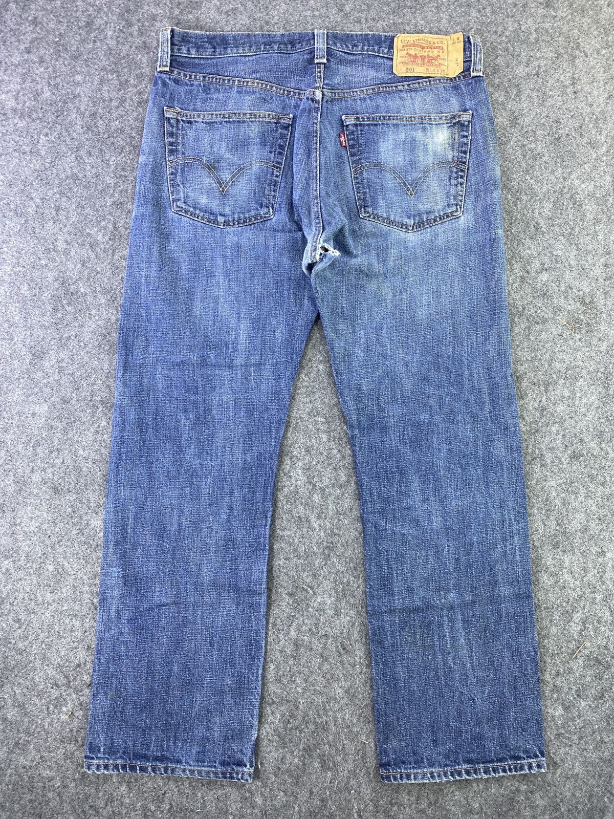Levi's VINTAGE LEVI'S 501 BLUE JEANS - J623 Size US 34 / EU 50 - 2 Thumbnail