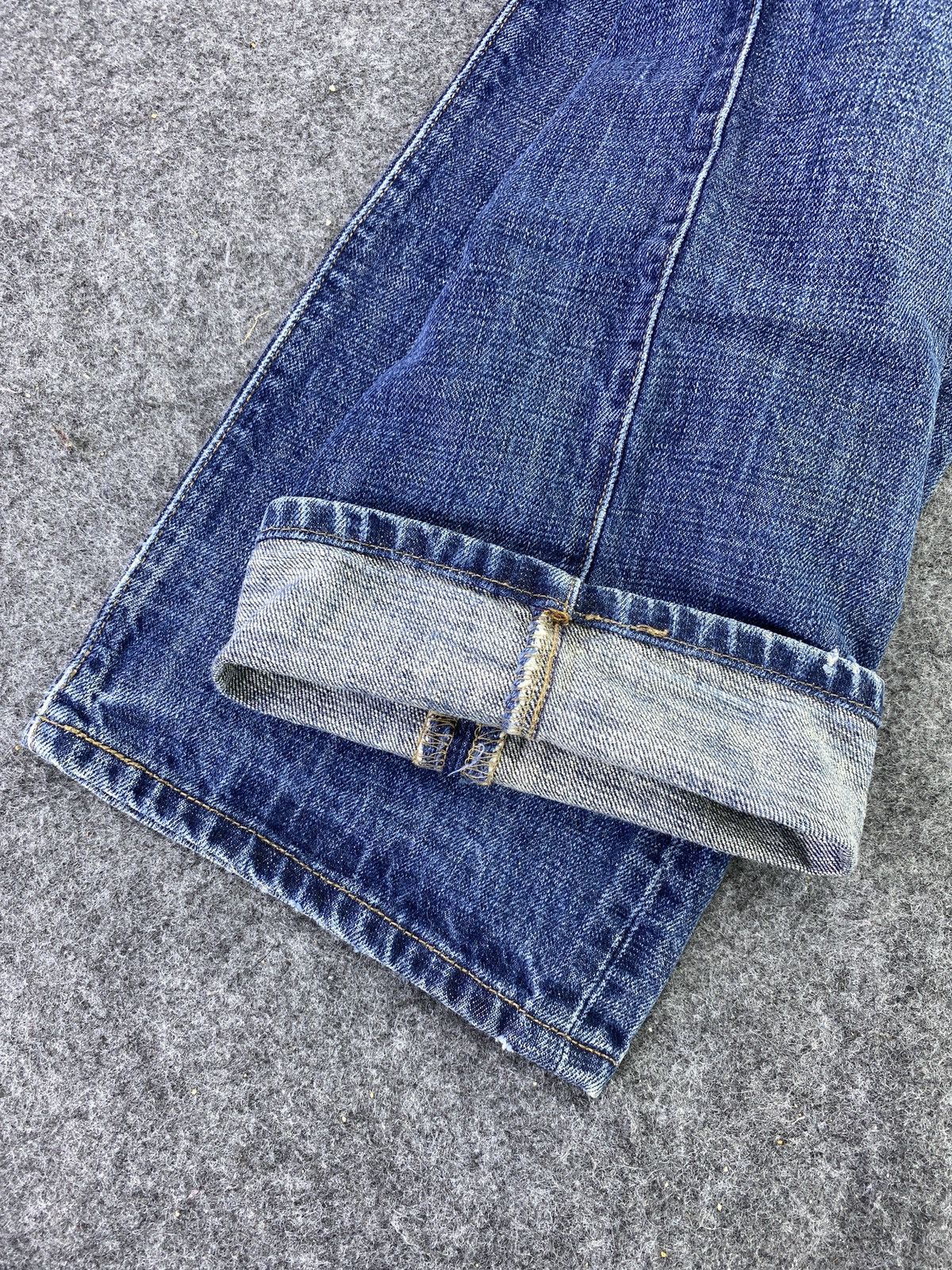 Levi's VINTAGE LEVI'S 501 BLUE JEANS - J623 Size US 34 / EU 50 - 7 Thumbnail