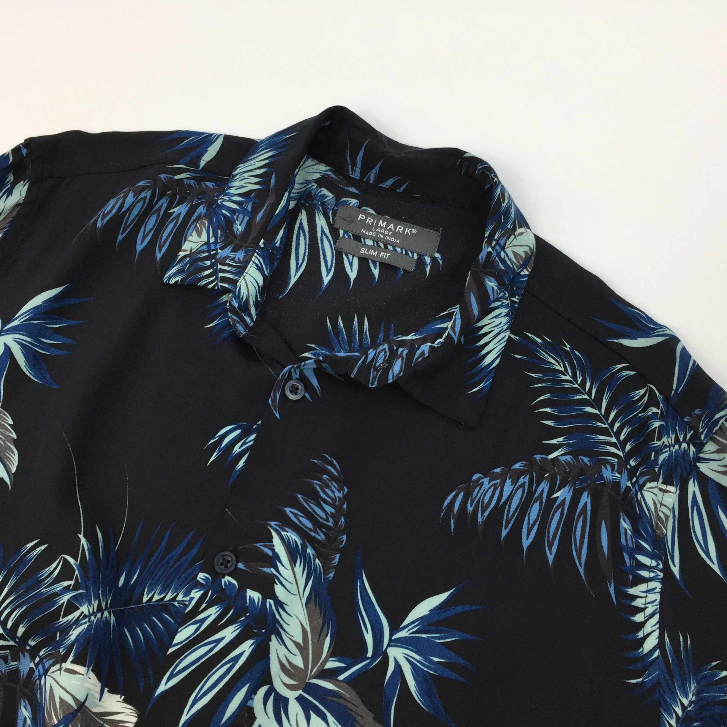 Designer Hawaiian Shirt Slim Fit Viscose shirts Size US L / EU 52-54 / 3 - 3 Thumbnail